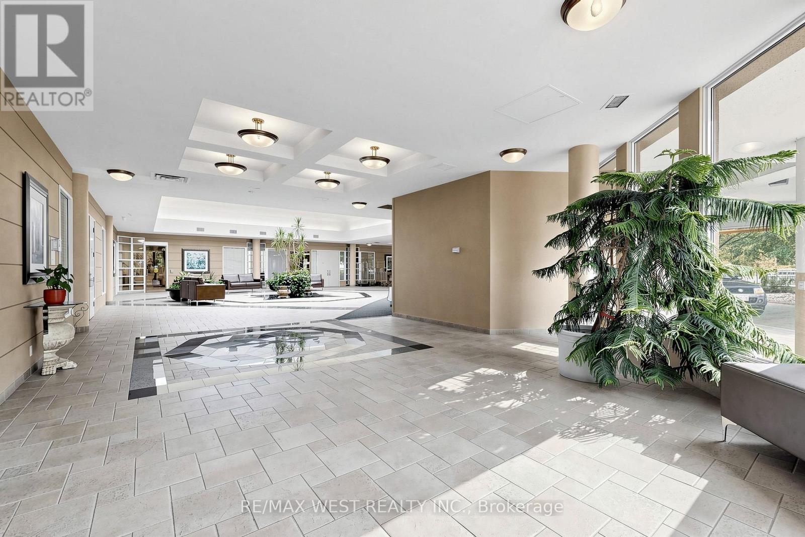 1302 - 5 Concorde Place, Toronto, Ontario  M3C 3M8 - Photo 9 - C13156430