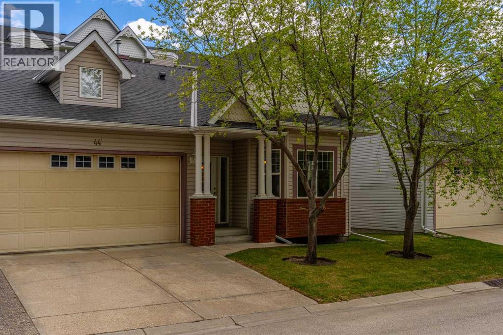 44 Prestwick Pond Terrace SE, Calgary, Alberta  T2Z 3Z8 - Photo 2 - A2312751
