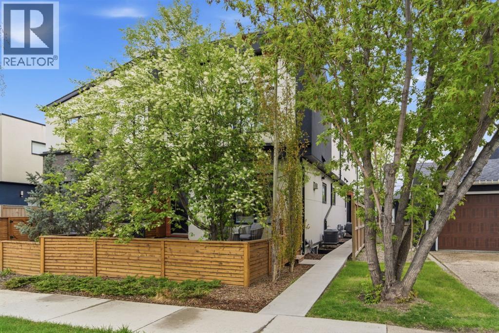 1, 1707 33 Avenue SW, Calgary, Alberta  T2T 1Y8 - Photo 2 - A2313009