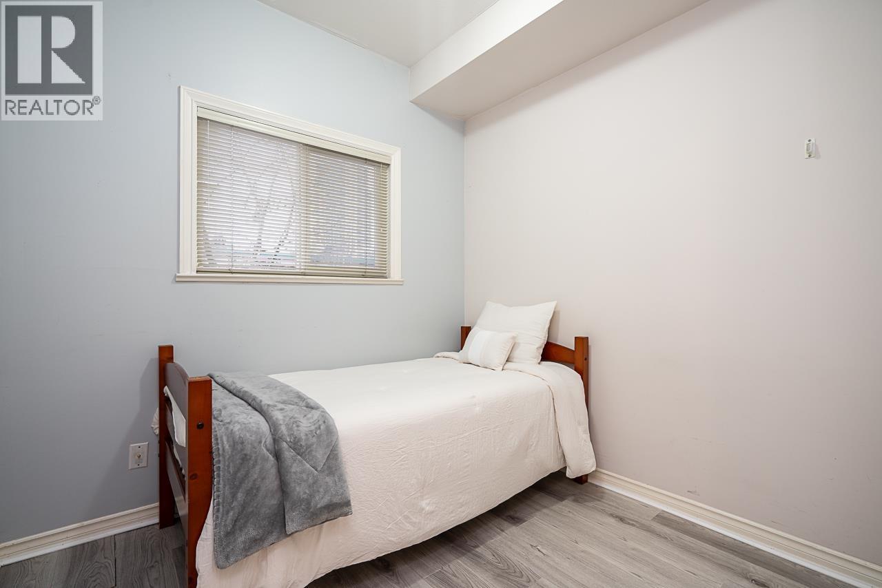 7408 18th Avenue, Burnaby, British Columbia  V3N 1H5 - Photo 13 - R3126275