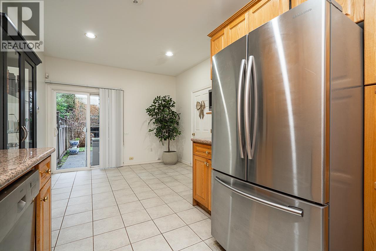7408 18th Avenue, Burnaby, British Columbia  V3N 1H5 - Photo 17 - R3126275