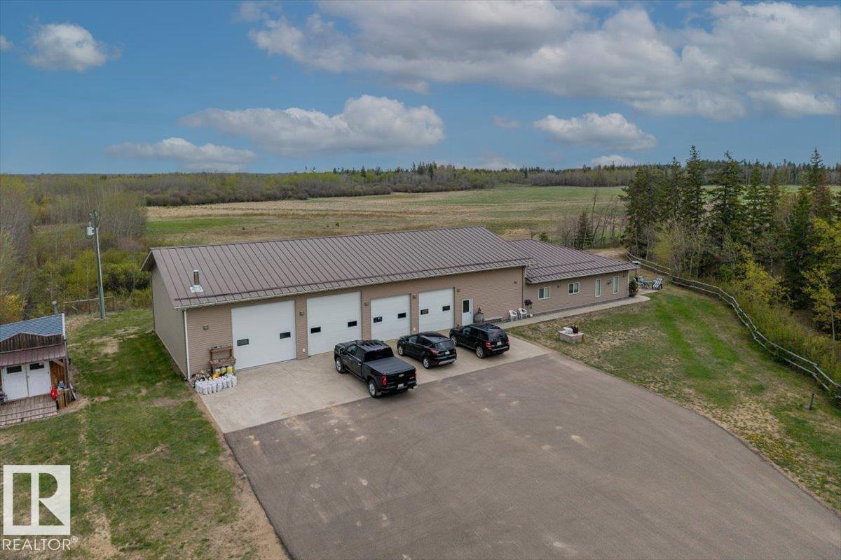 56515 Rge Road 222, Rural Sturgeon County, Alberta  T0A 1N4 - Photo 1 - E4489091
