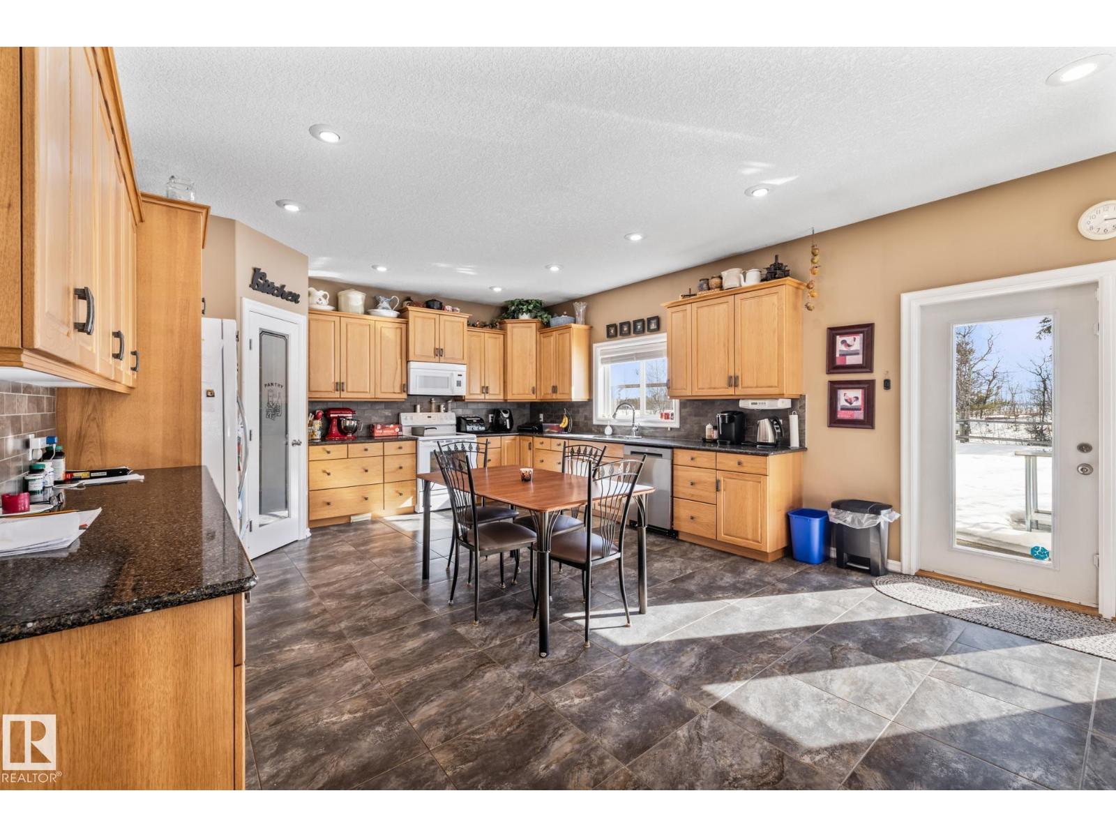 56515 Rge Road 222, Rural Sturgeon County, Alberta  T0A 1N4 - Photo 16 - E4489091