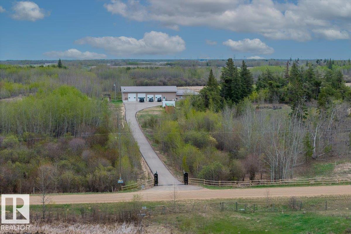 56515 Rge Road 222, Rural Sturgeon County, Alberta  T0A 1N4 - Photo 2 - E4489091