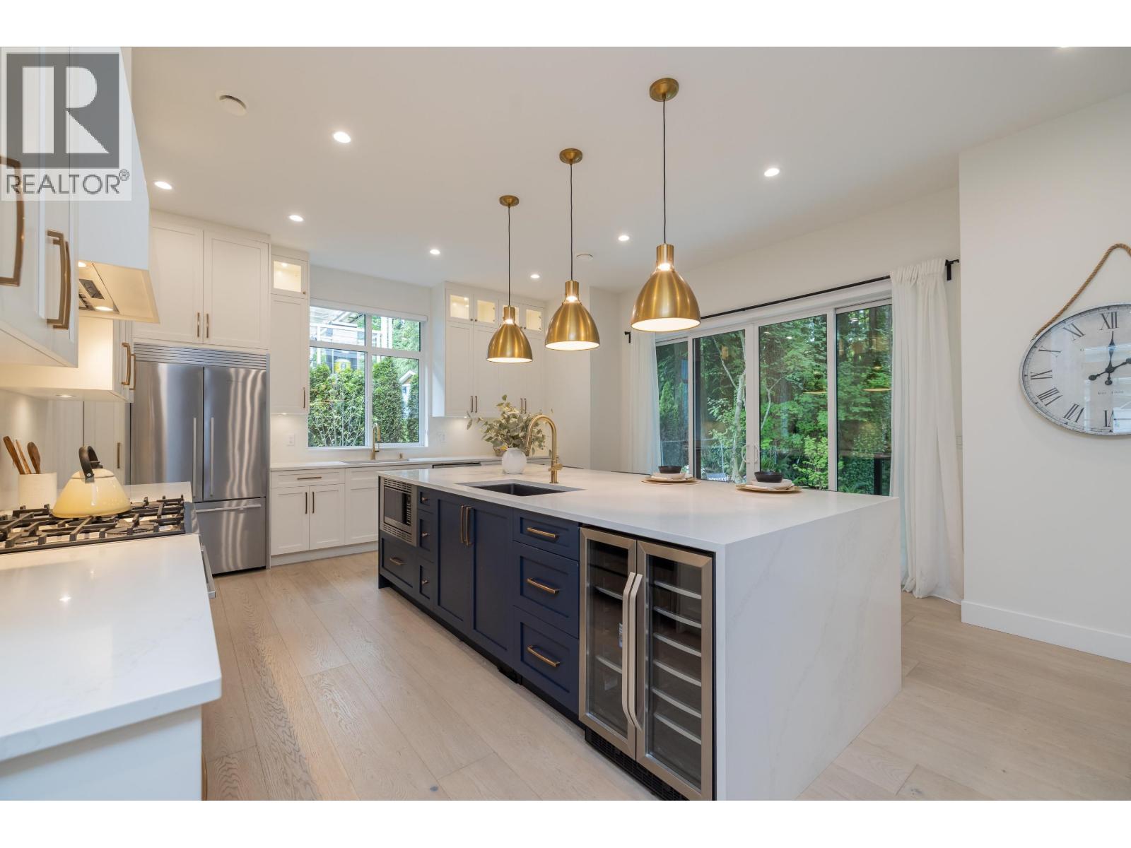 948 Poirier Street, Coquitlam, British Columbia  V3J 6C4 - Photo 11 - R3126287