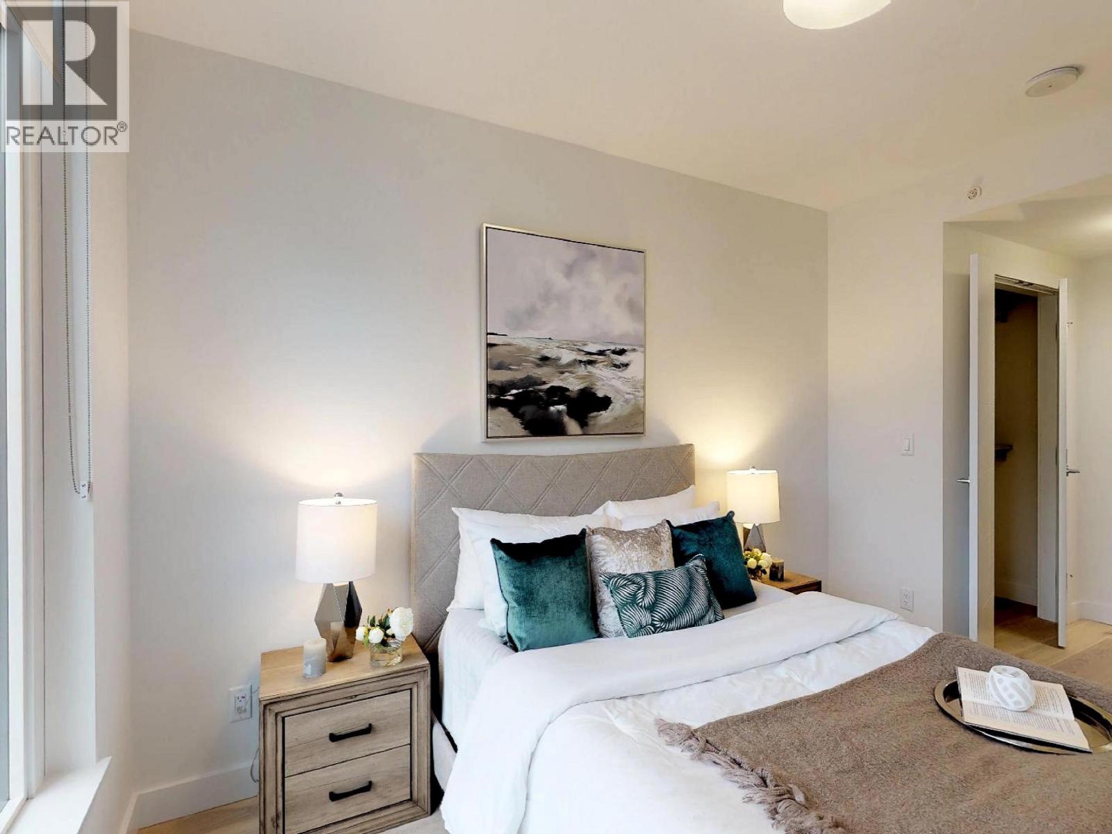 202 1295 Conifer Street, North Vancouver, British Columbia  V7J 0B8 - Photo 2 - R3126294