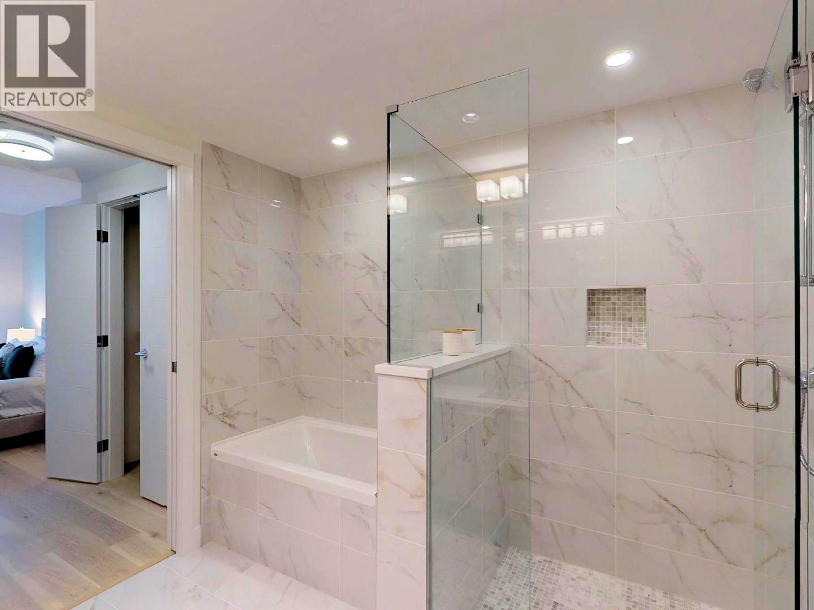 202 1295 Conifer Street, North Vancouver, British Columbia  V7J 0B8 - Photo 20 - R3126294