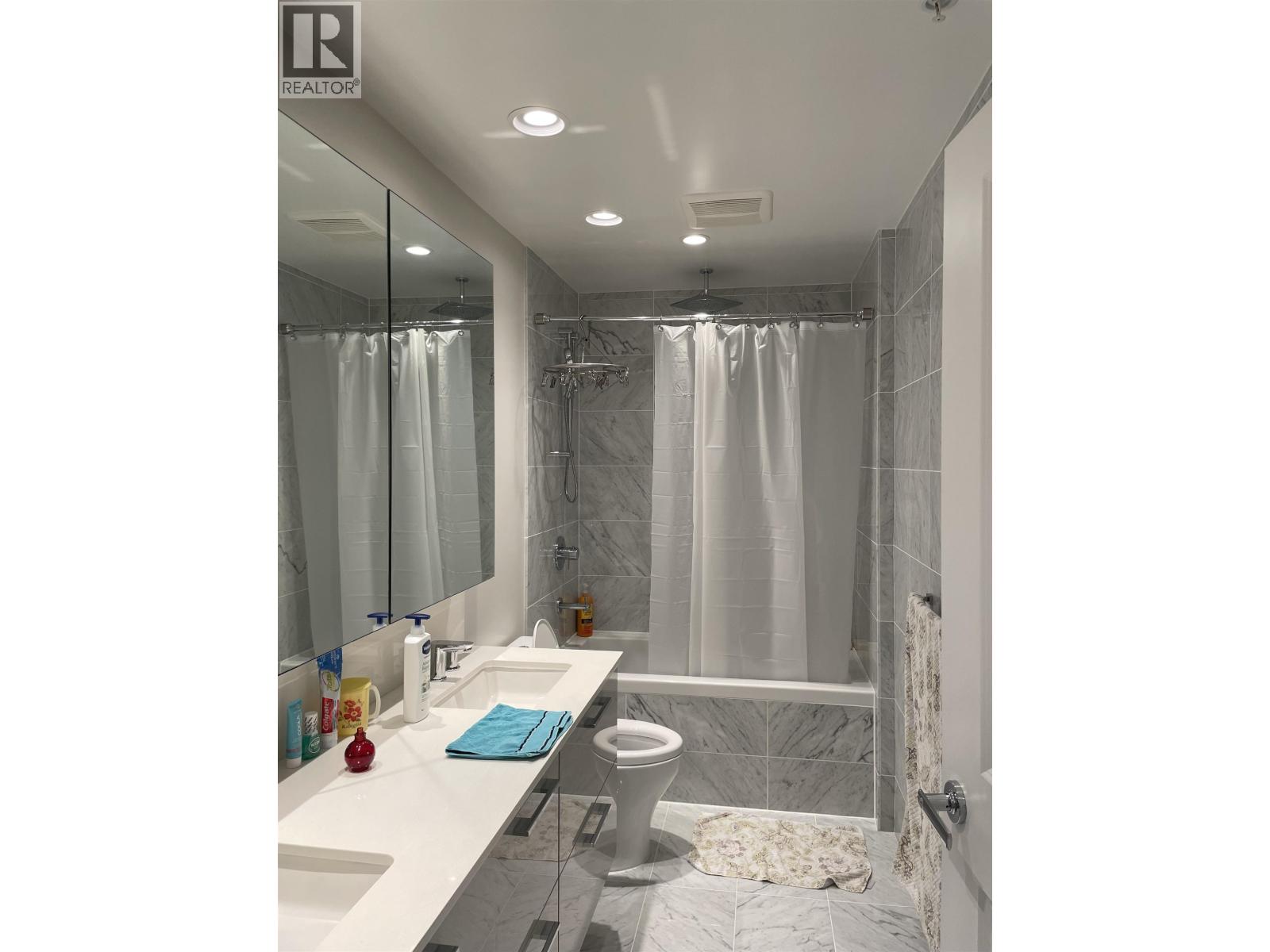 533 3563 Ross Drive, Vancouver, British Columbia  V6S 0L3 - Photo 3 - R3126297