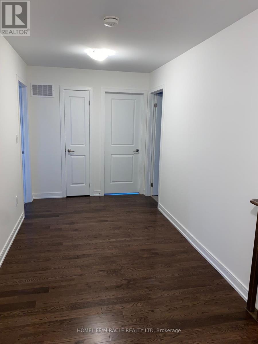 335 Reg Harrison Trail, Newmarket, Ontario  L3X 0M2 - Photo 16 - N13156512