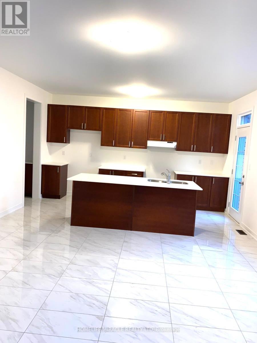 335 Reg Harrison Trail, Newmarket, Ontario  L3X 0M2 - Photo 4 - N13156512