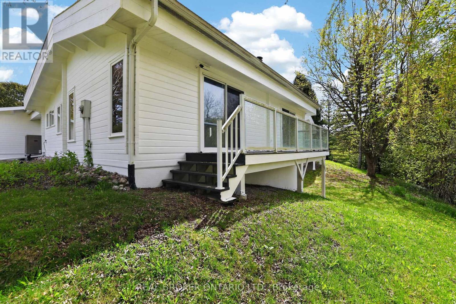 26 Orchard Court, East Gwillimbury, Ontario  L0G 1M0 - Photo 36 - N13156574