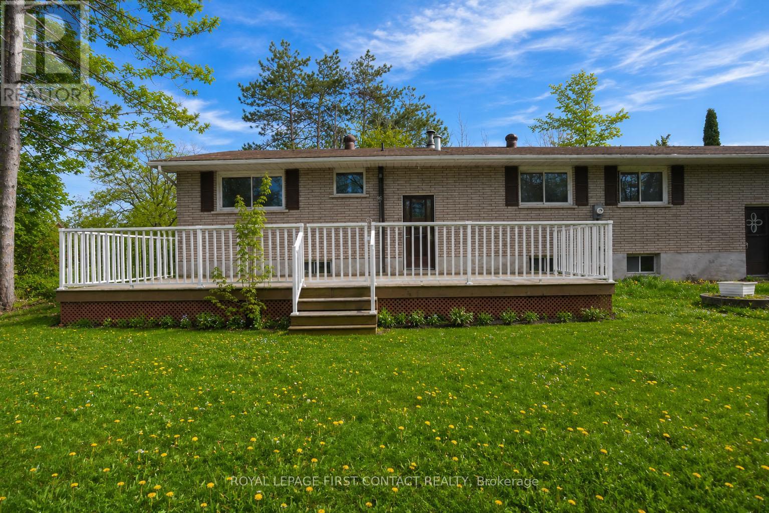 303 Shoreline Drive, Oro-Medonte, Ontario  L0L 1T0 - Photo 12 - S13156422