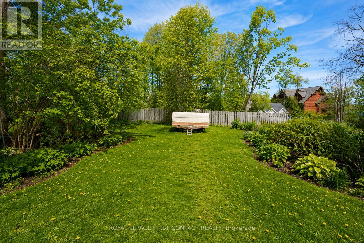 303 Shoreline Drive, Oro-Medonte, Ontario  L0L 1T0 - Photo 17 - S13156422