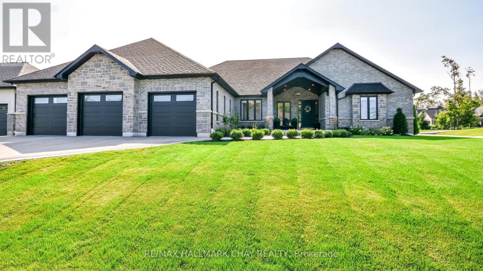 1 MORRISON PLACE, Springwater, Ontario