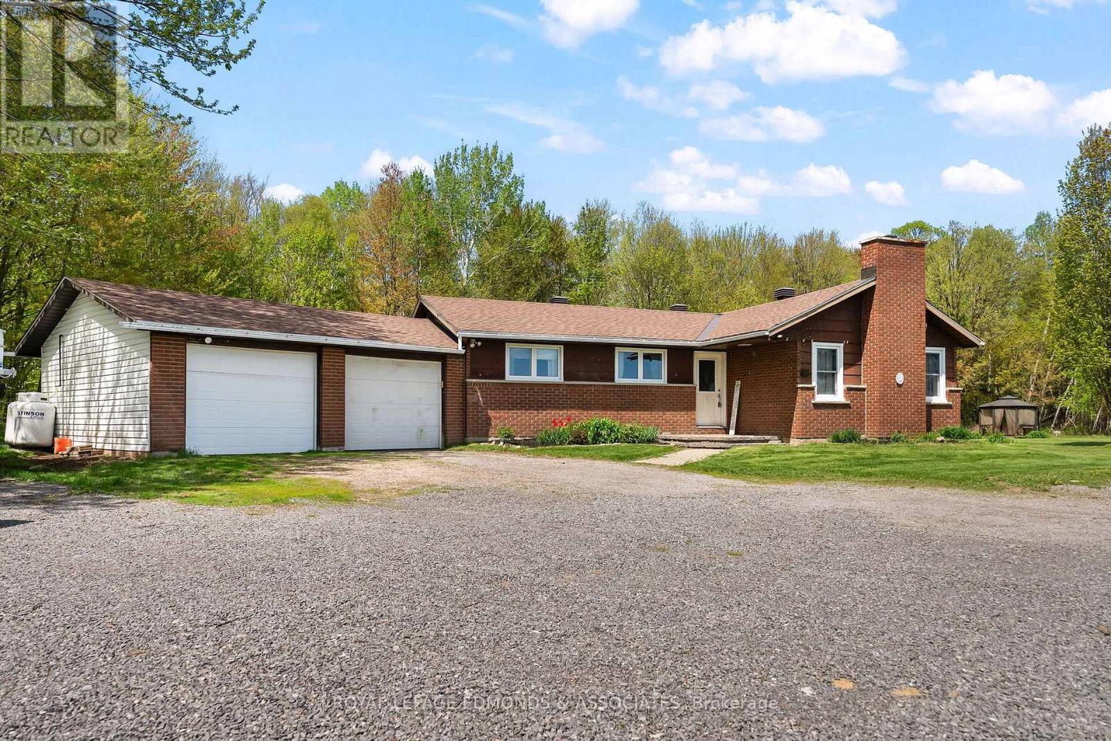 346 Hila Road, Whitewater Region, Ontario  K8A 6W3 - Photo 4 - X13156122