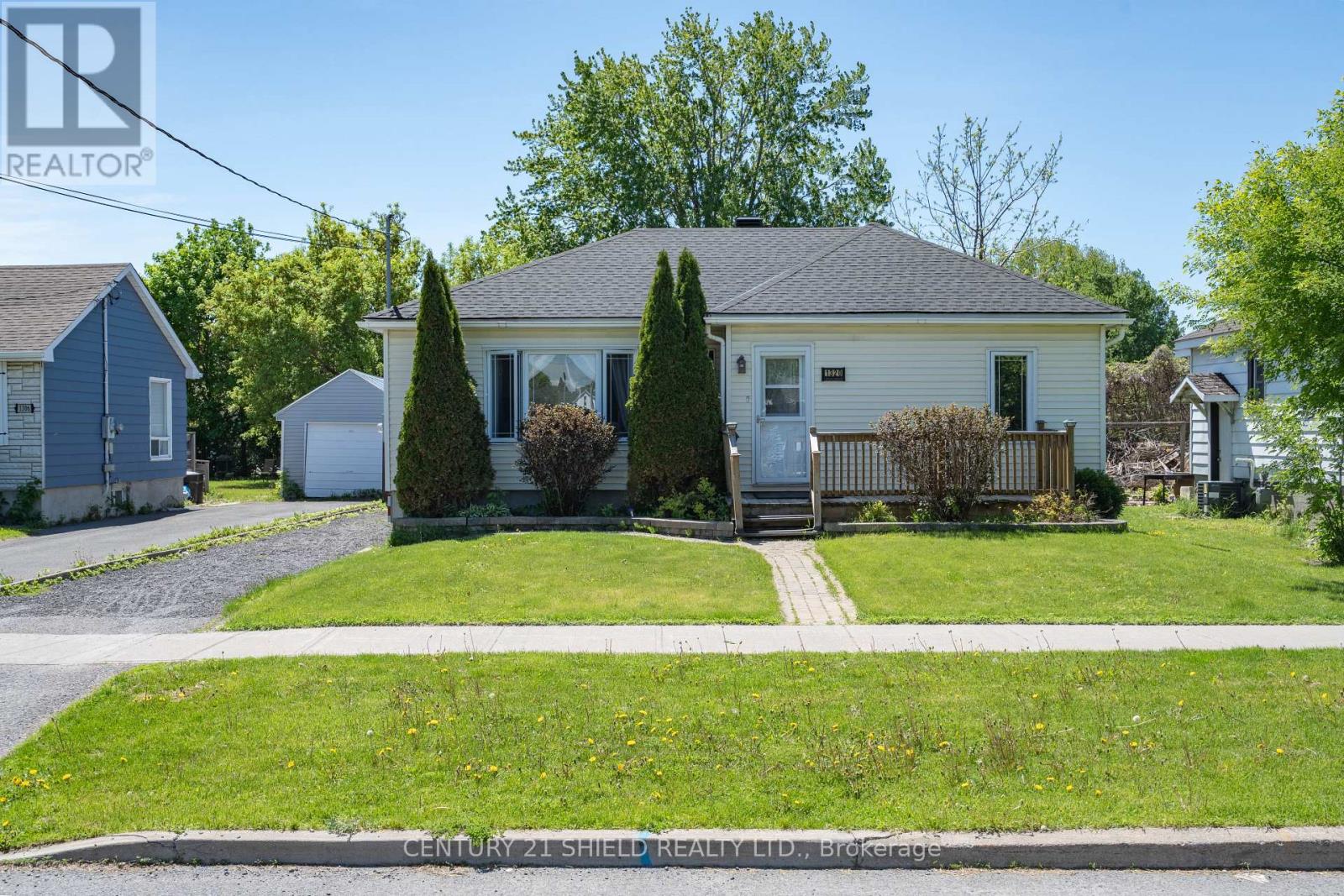 1320 AUBIN AVENUE, Cornwall, Ontario