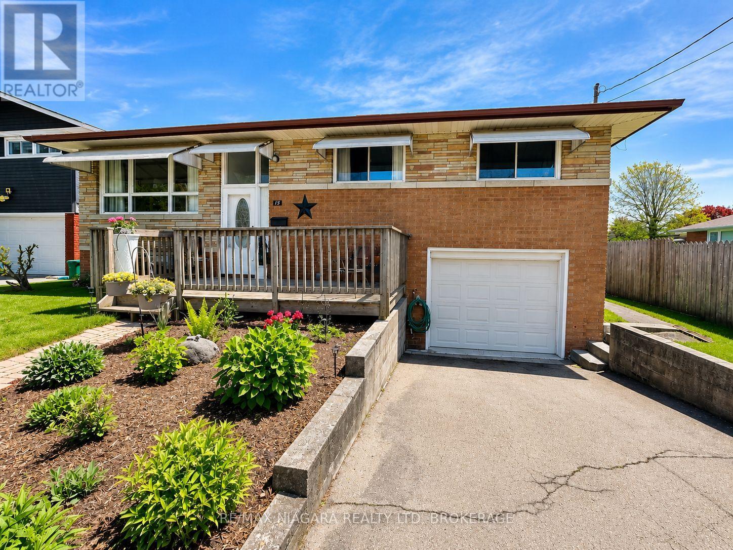 13 Ridgewood Avenue, Port Colborne, Ontario  L3K 5N5 - Photo 3 - X12956262