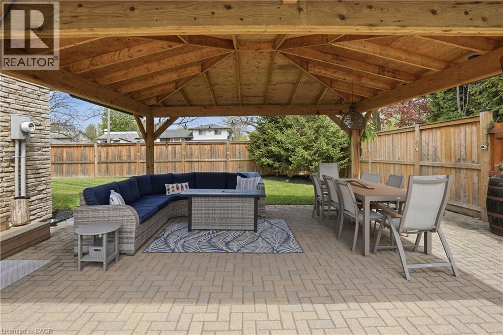 1 Oakmeadow Place, St. Catharines, Ontario  L2N 5X6 - Photo 36 - 40832214