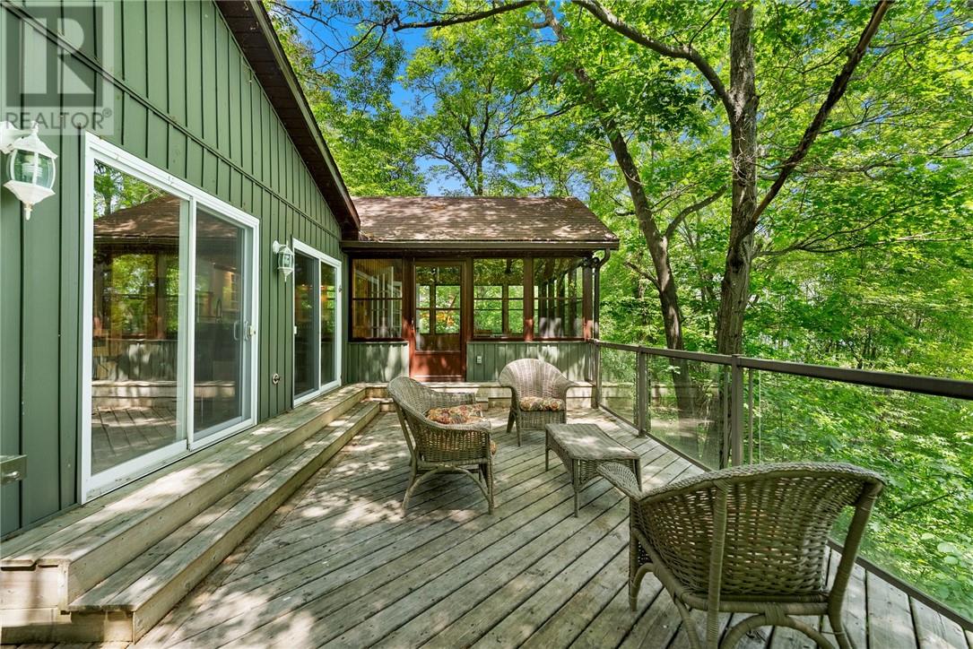 1 Maplewood, French River, Ontario  P0M 1A0 - Photo 33 - 2127734