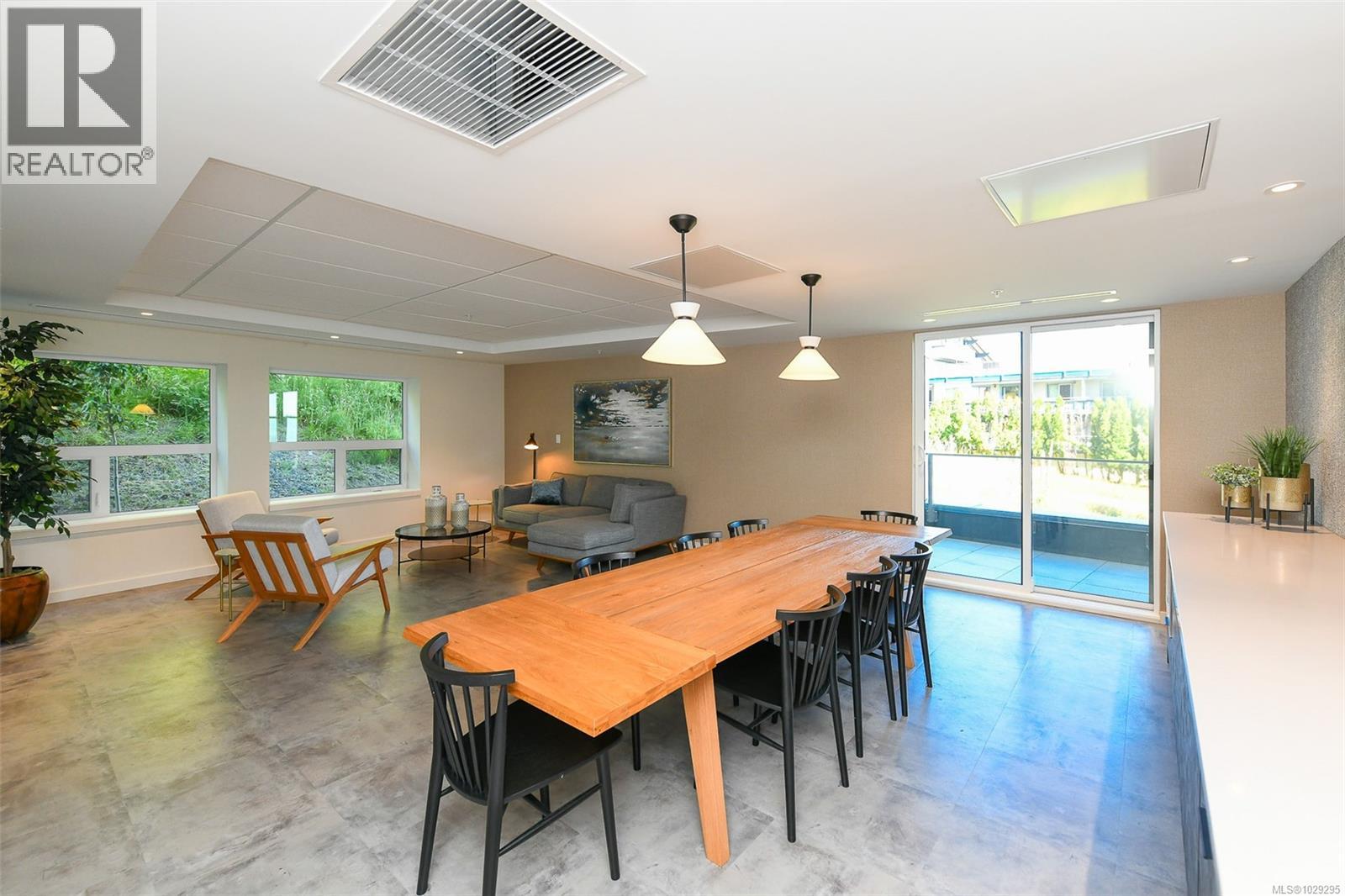 302 536 Island Hwy, Campbell River, British Columbia  V9W 1A5 - Photo 52 - 1029295