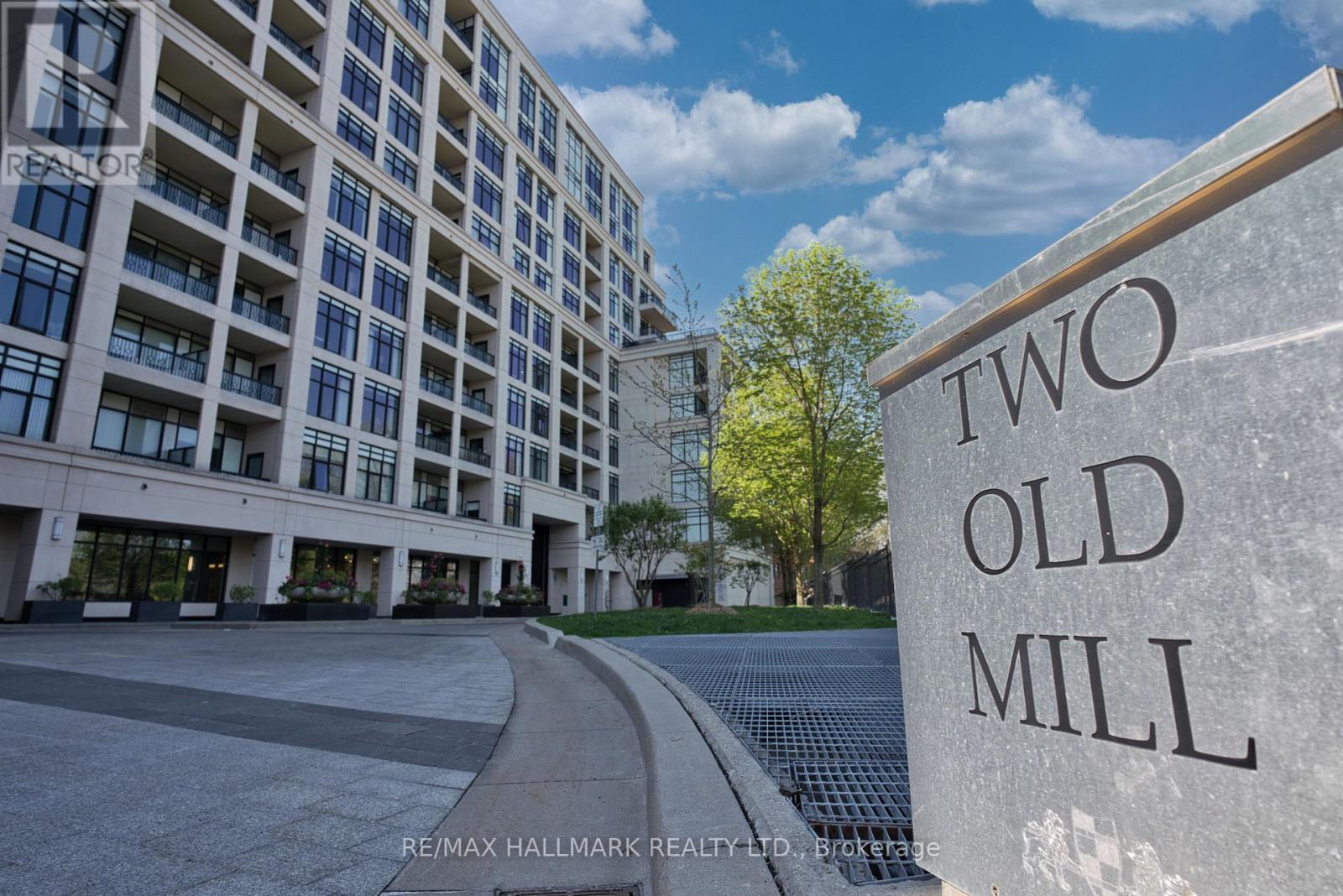 316 - 2 Old Mill Drive, Toronto (High Park-Swansea), Ontario  M6S 0A2 - Photo 2 - W13156454