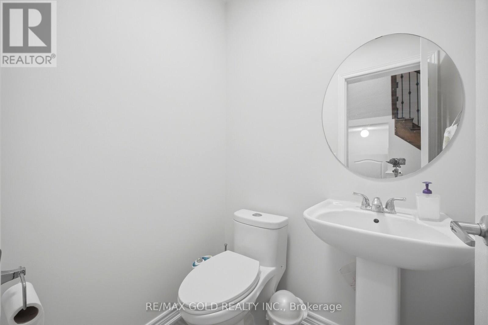 41 Davenfield Circle, Brampton, Ontario  L6P 2P7 - Photo 12 - W13156528