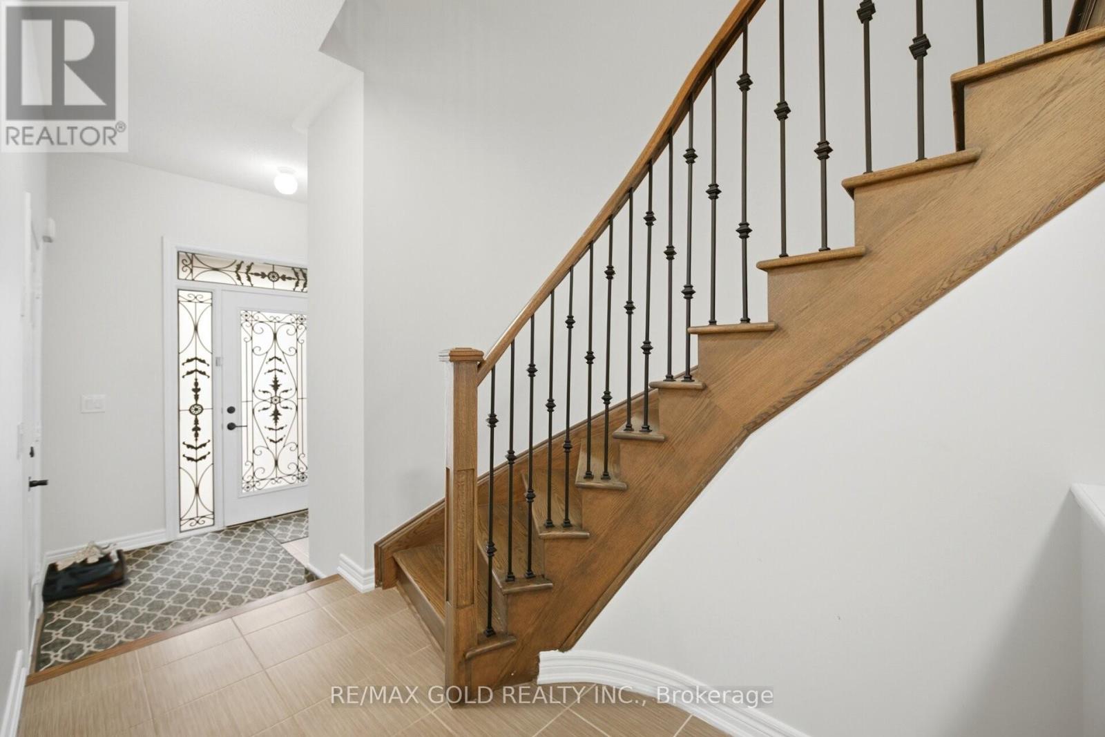 41 Davenfield Circle, Brampton, Ontario  L6P 2P7 - Photo 13 - W13156528