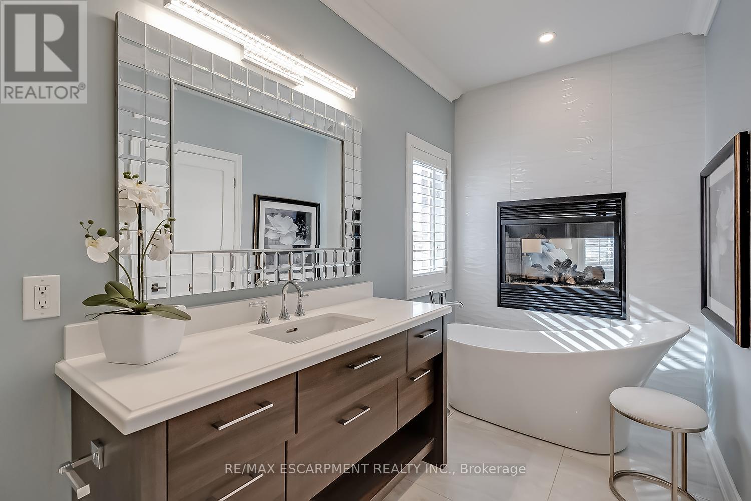 4252 Sarazen Drive, Burlington (Rose), Ontario  L7M 4Z2 - Photo 25 - W13156544