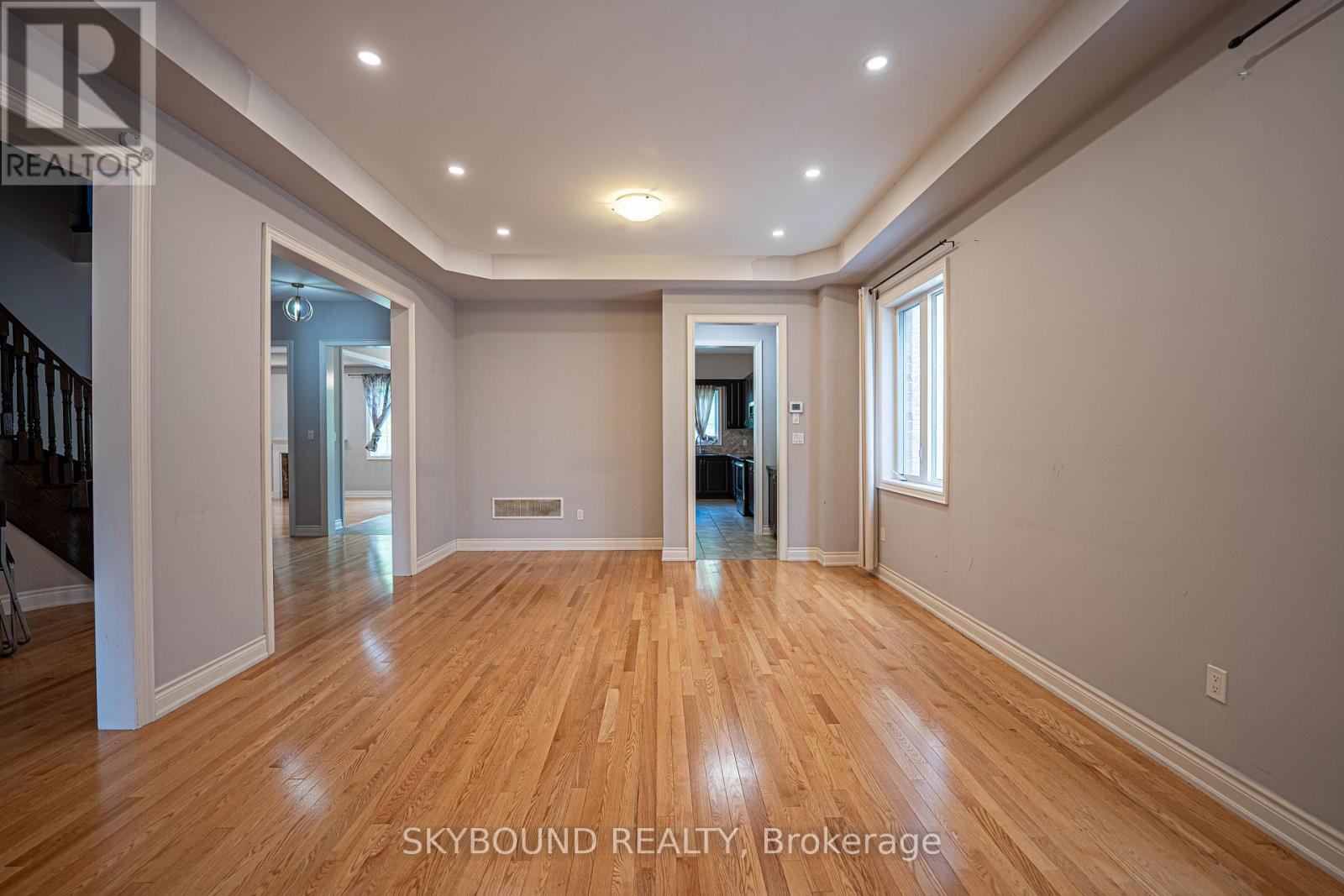 3217 Meadow Marsh Crescent, Oakville, Ontario  L6H 7H5 - Photo 6 - W13156584