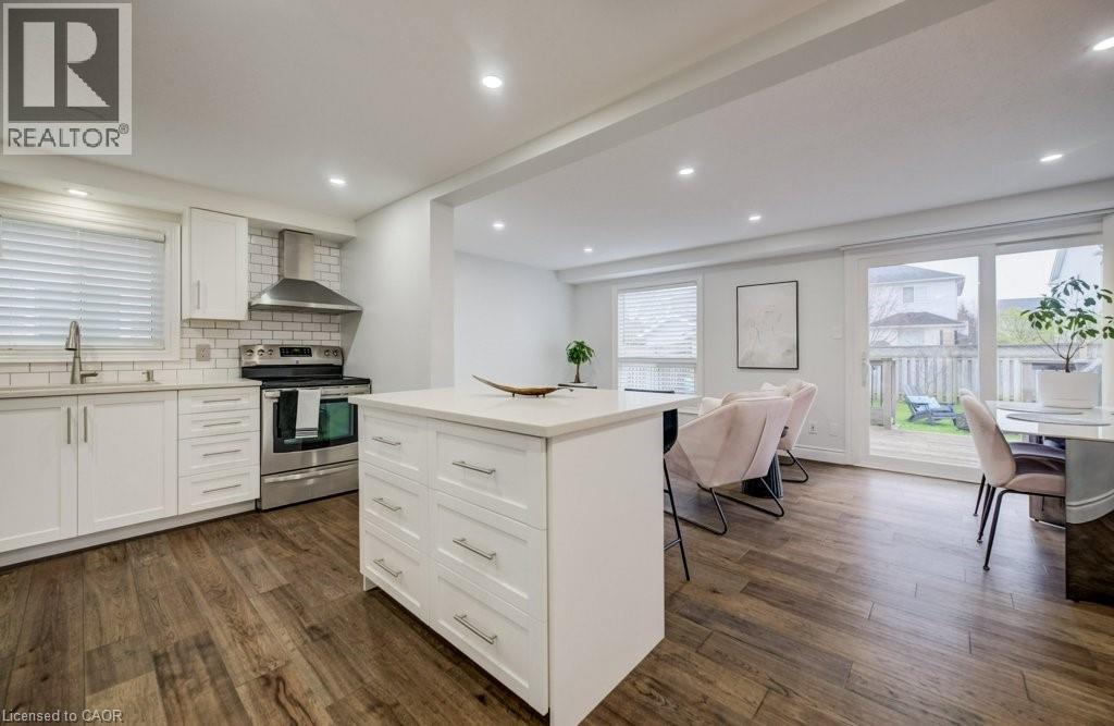 255 Highbrook Crescent, Kitchener, Ontario  N2E 3P6 - Photo 4 - 40826133