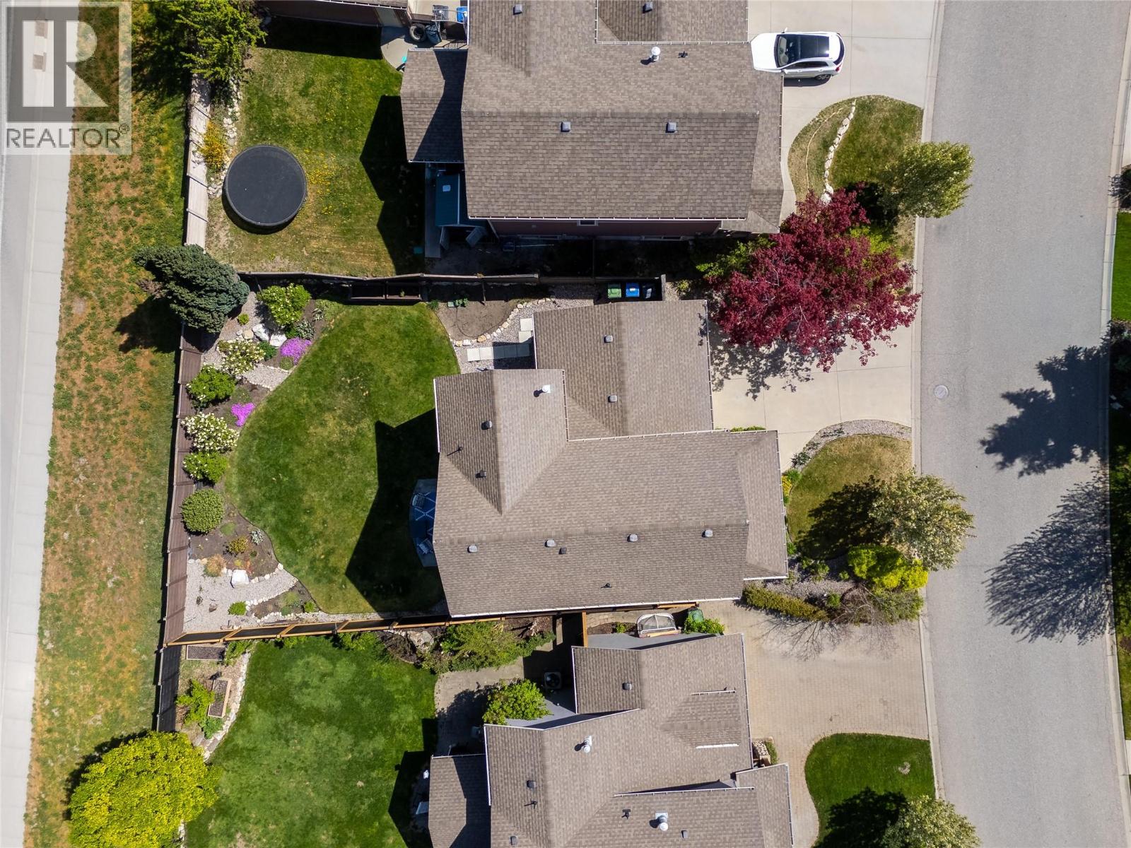 916 Paret Crescent, Kelowna, British Columbia  V1W 4X8 - Photo 18 - 10384665