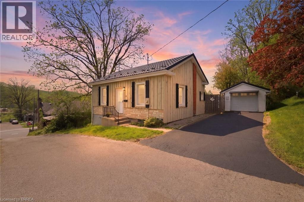 9 KEETON Lane, Paris, Ontario