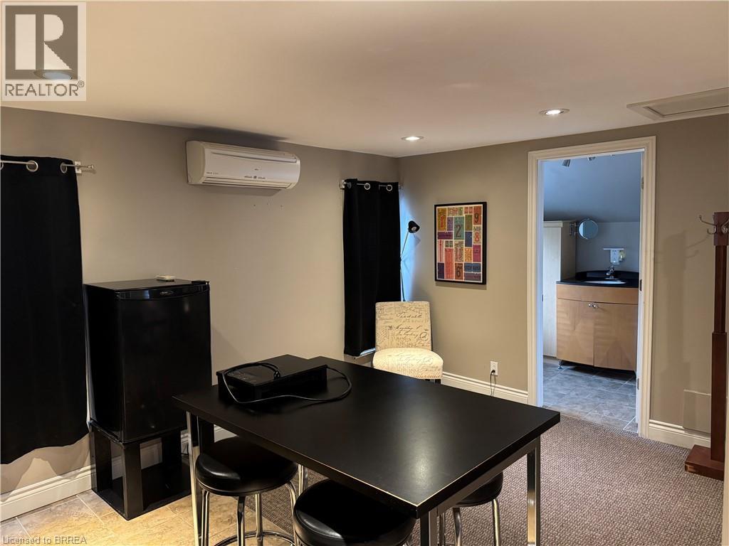 188 Brant Avenue, Brantford, Ontario  N3T 3H9 - Photo 12 - 40830649