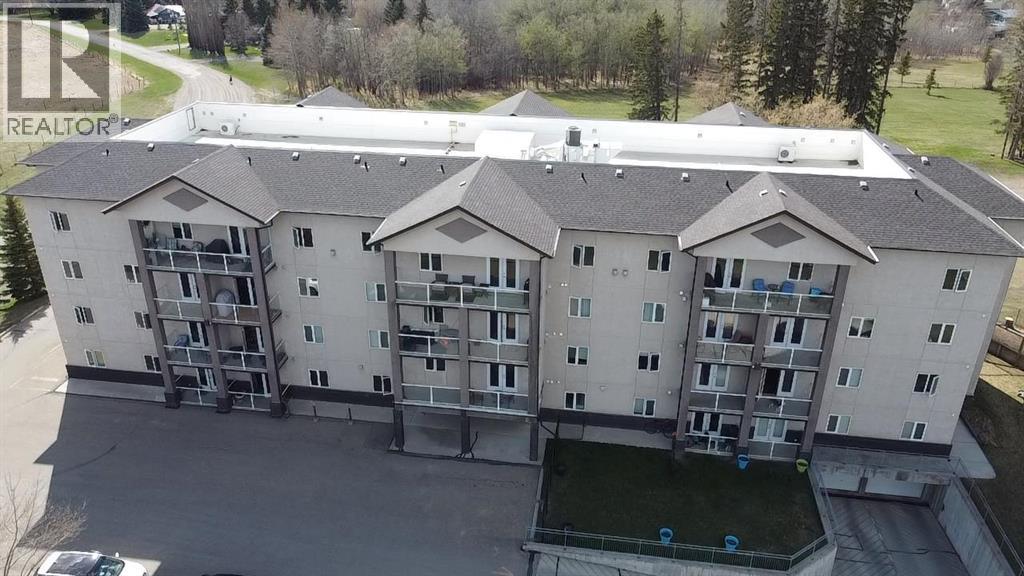207, 5205 Woodland Road, Innisfail, Alberta  T4G 0B2 - Photo 2 - A2308466