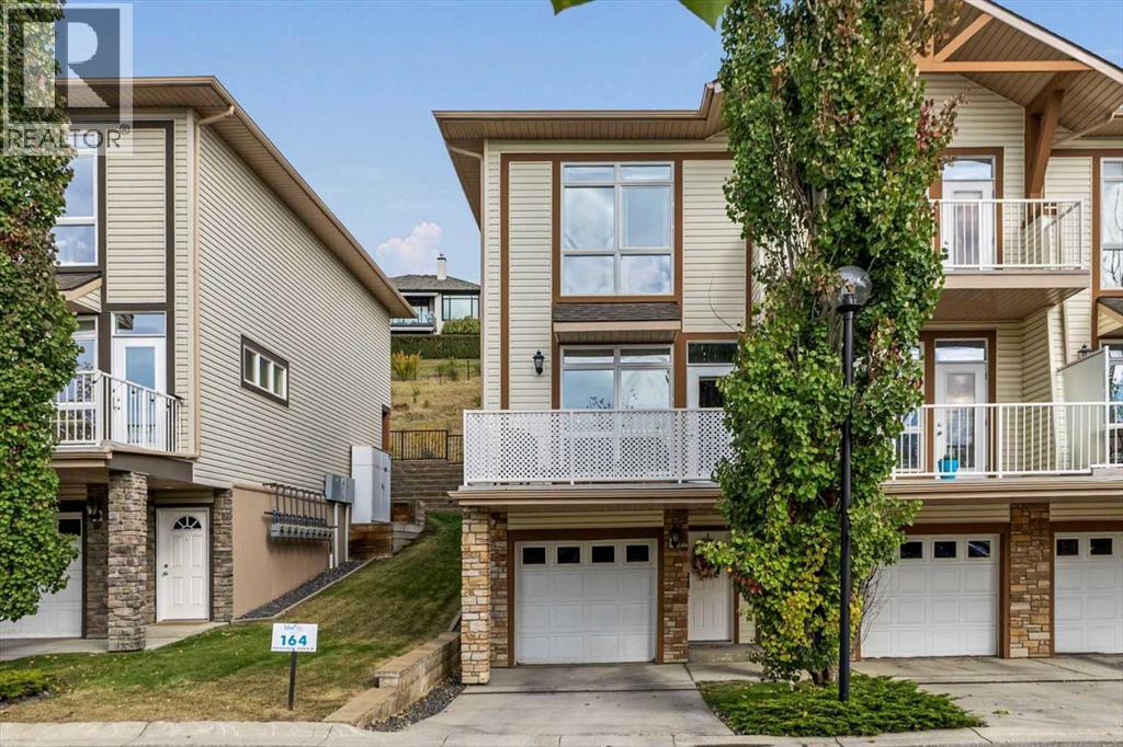 1, 164 Rockyledge View NW, Calgary, Alberta  T3G 6B2 - Photo 3 - A2304220