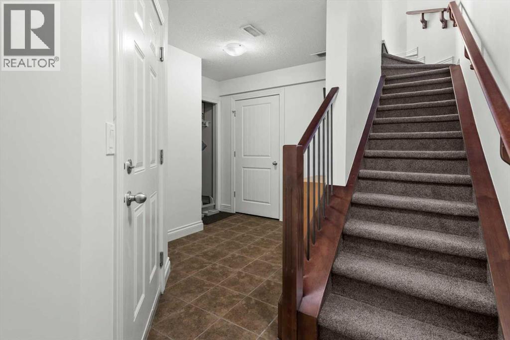 1, 164 Rockyledge View NW, Calgary, Alberta  T3G 6B2 - Photo 6 - A2304220