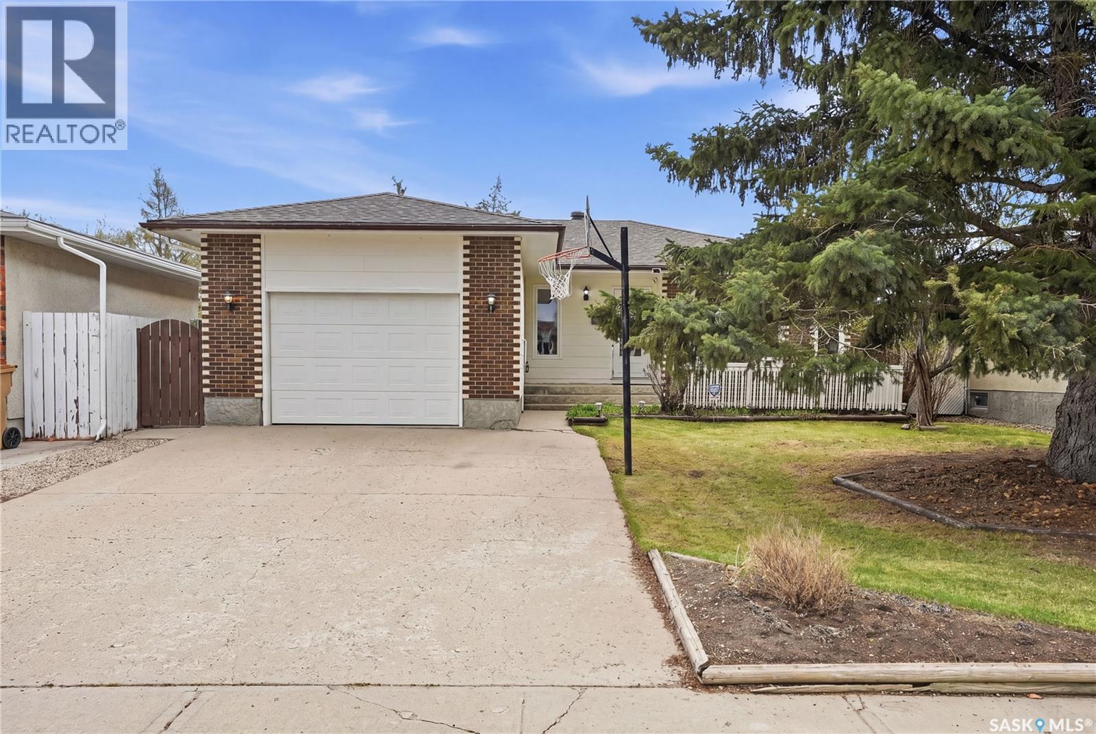 43 Springstein AVENUE, Regina, Saskatchewan