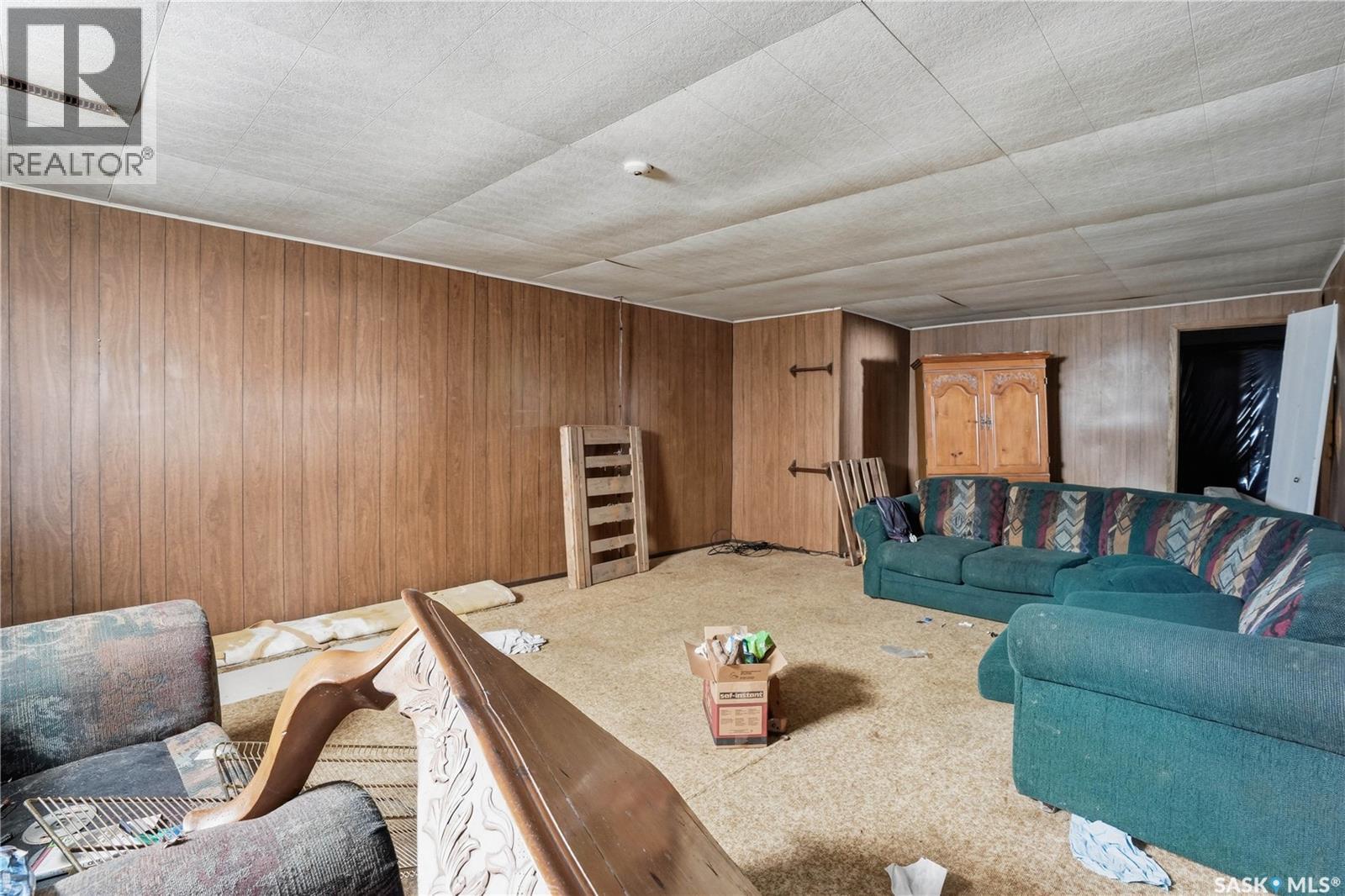 512 4th Avenue W, Assiniboia, Saskatchewan  S0H 0B0 - Photo 33 - SK036583