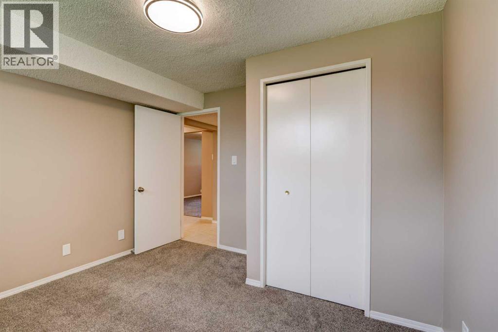 27 Dovely Way SE, Calgary, Alberta  T2B 2K7 - Photo 22 - A2308892
