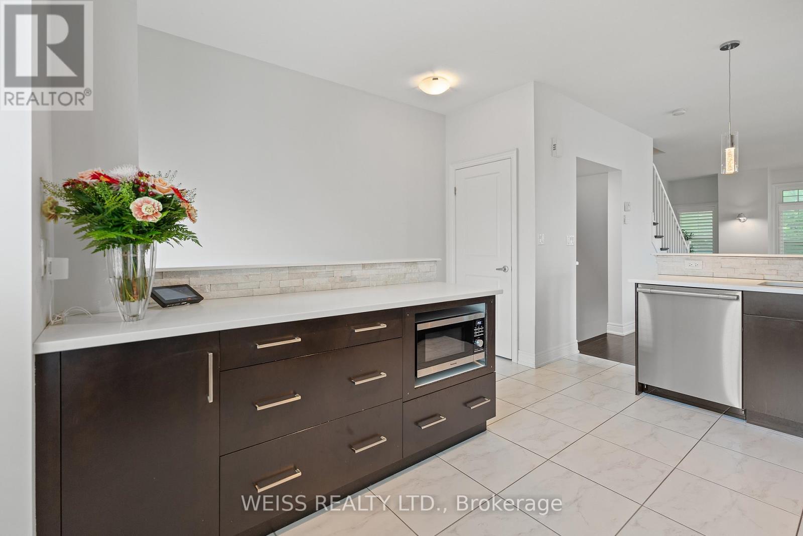 2 Ella Street, St. Catharines, Ontario L2R 0A8 - Photo 10 - X13156436