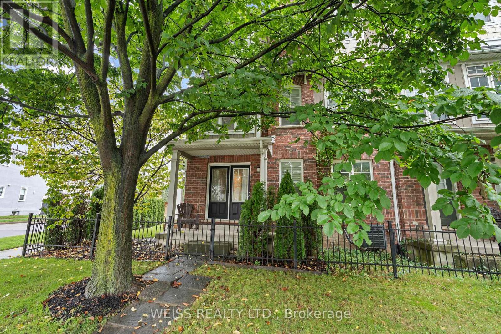 2 Ella Street, St. Catharines, Ontario L2R 0A8 - Photo 35 - X13156436