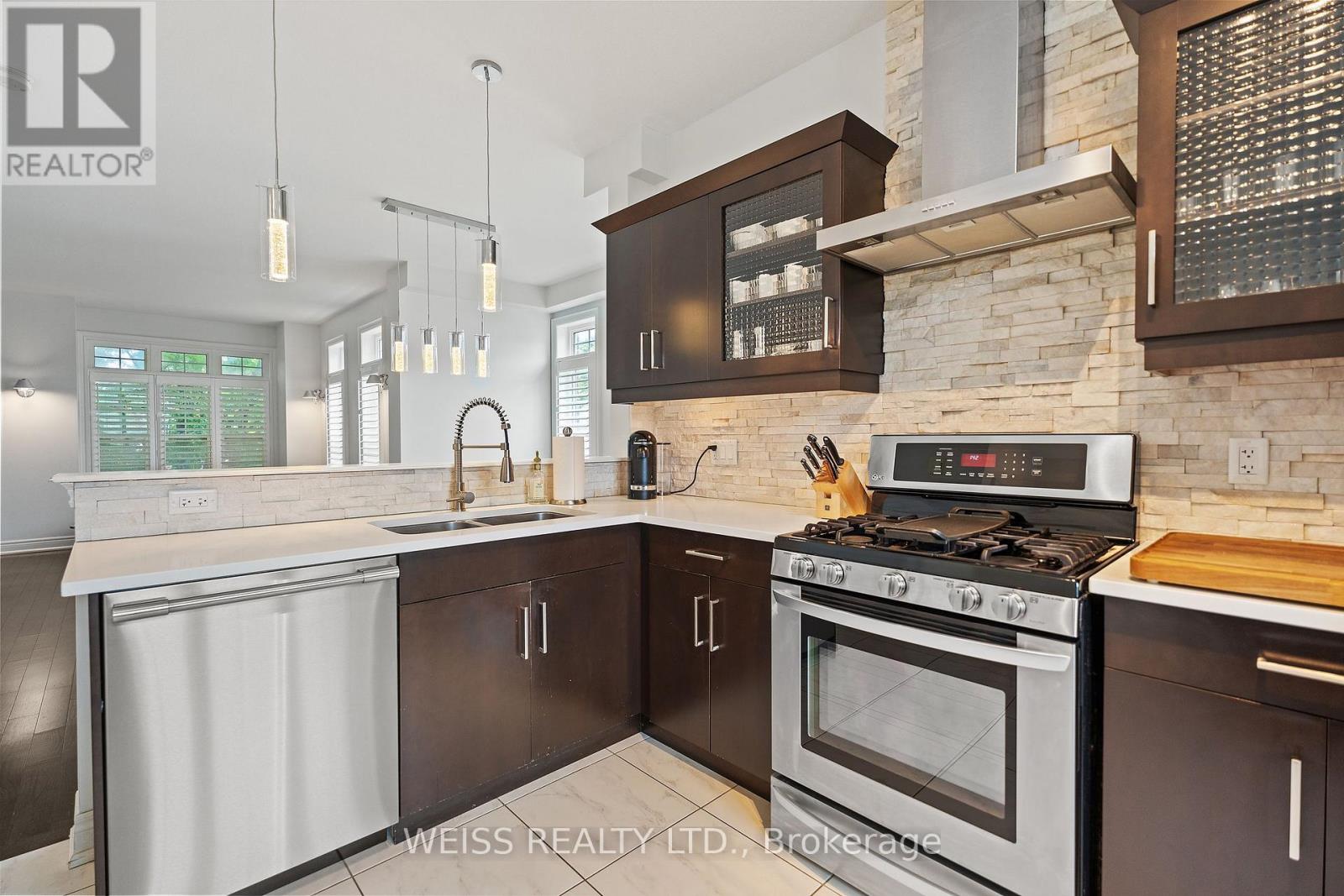 2 Ella Street, St. Catharines, Ontario L2R 0A8 - Photo 7 - X13156436