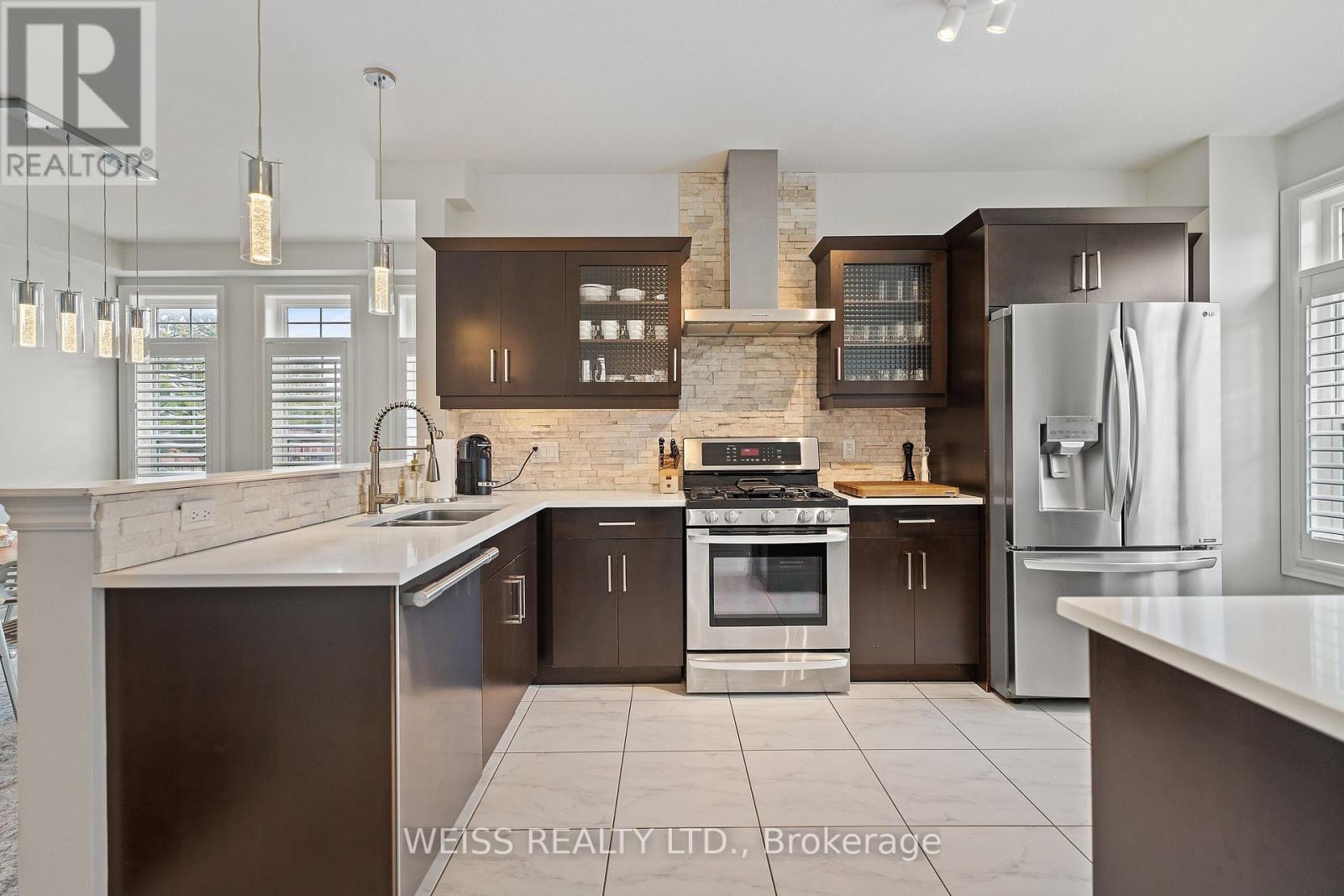 2 Ella Street, St. Catharines, Ontario L2R 0A8 - Photo 8 - X13156436