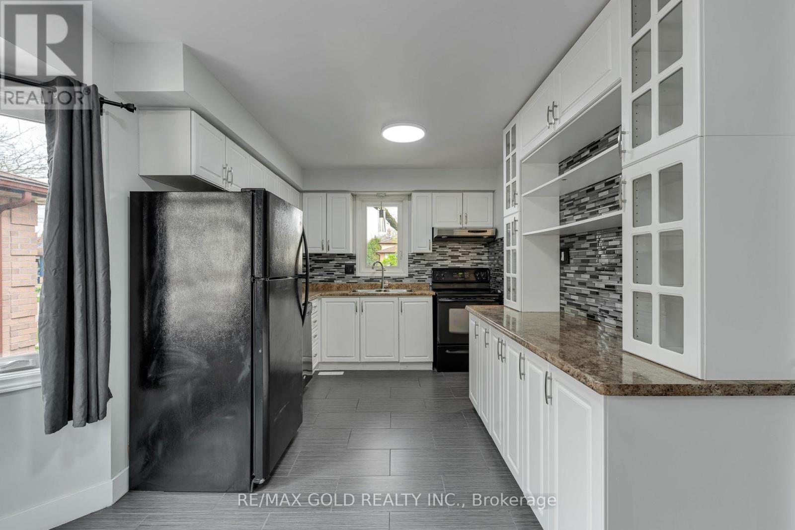 83 Speight Crescent, London East, Ontario  N5V 3W7 - Photo 10 - X13156536