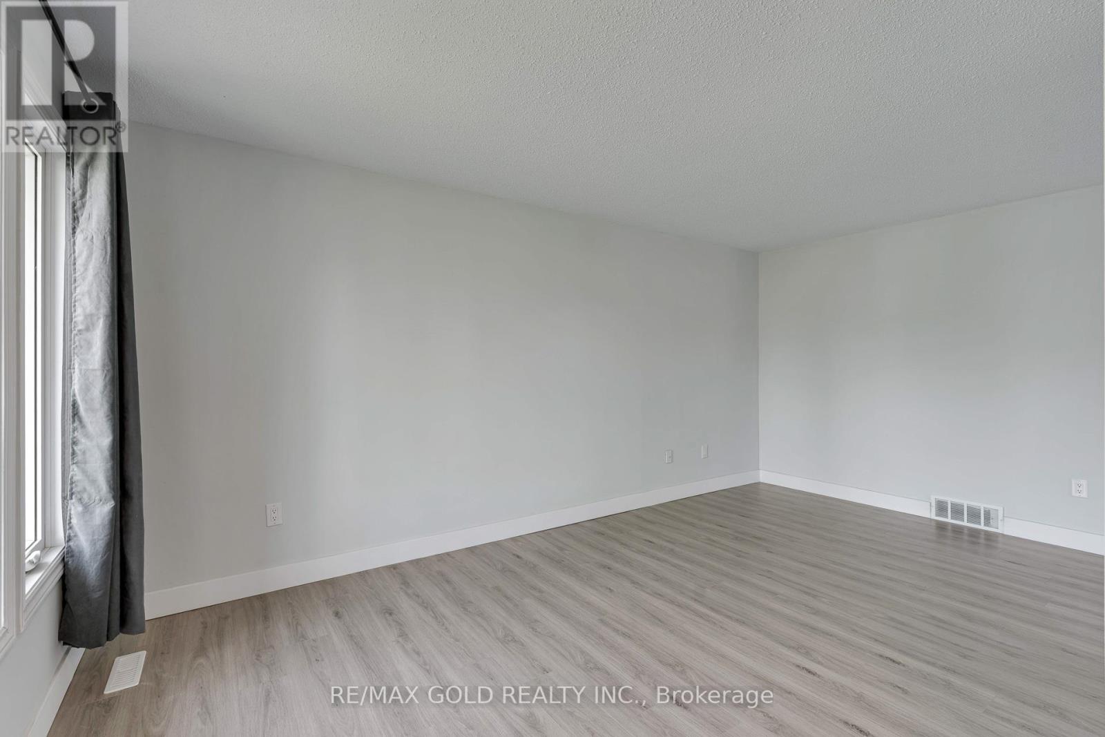 83 Speight Crescent, London East, Ontario  N5V 3W7 - Photo 5 - X13156536