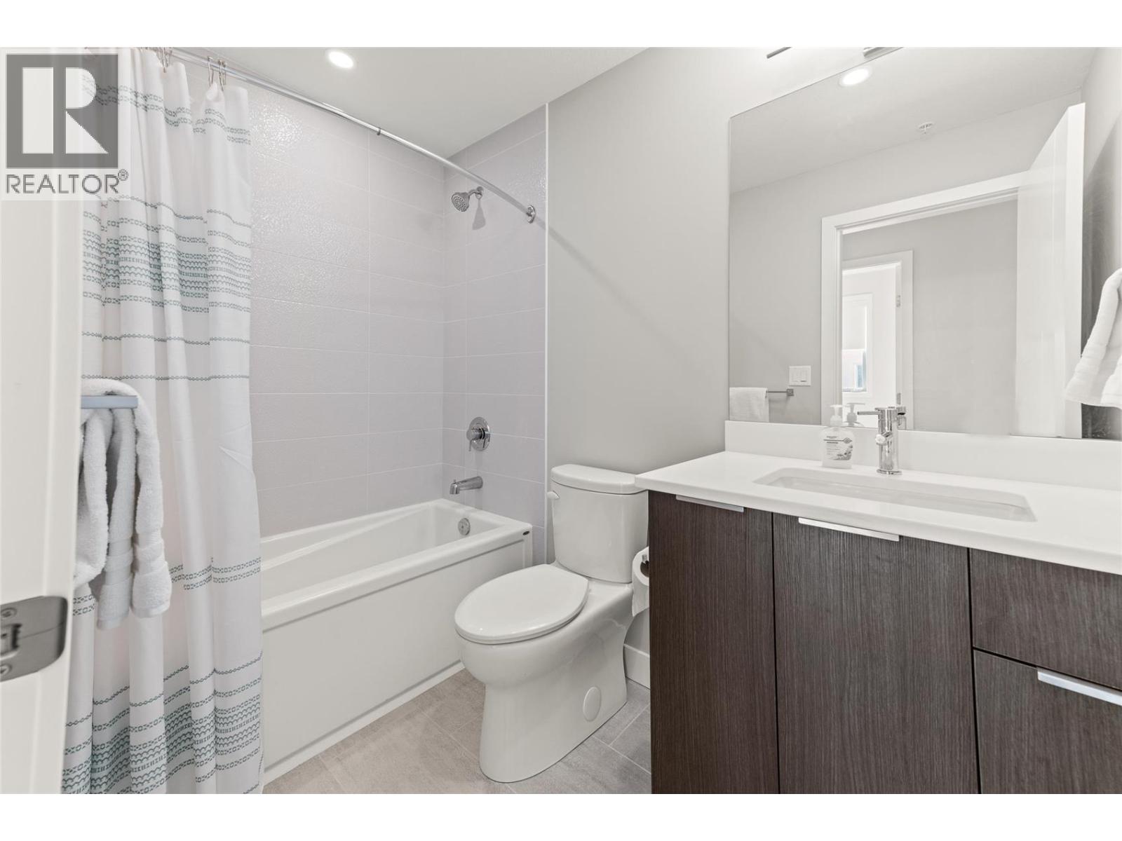 3719 Woodsdale Road Unit# 7, Lake Country, British Columbia  V4V 1X2 - Photo 30 - 10388123