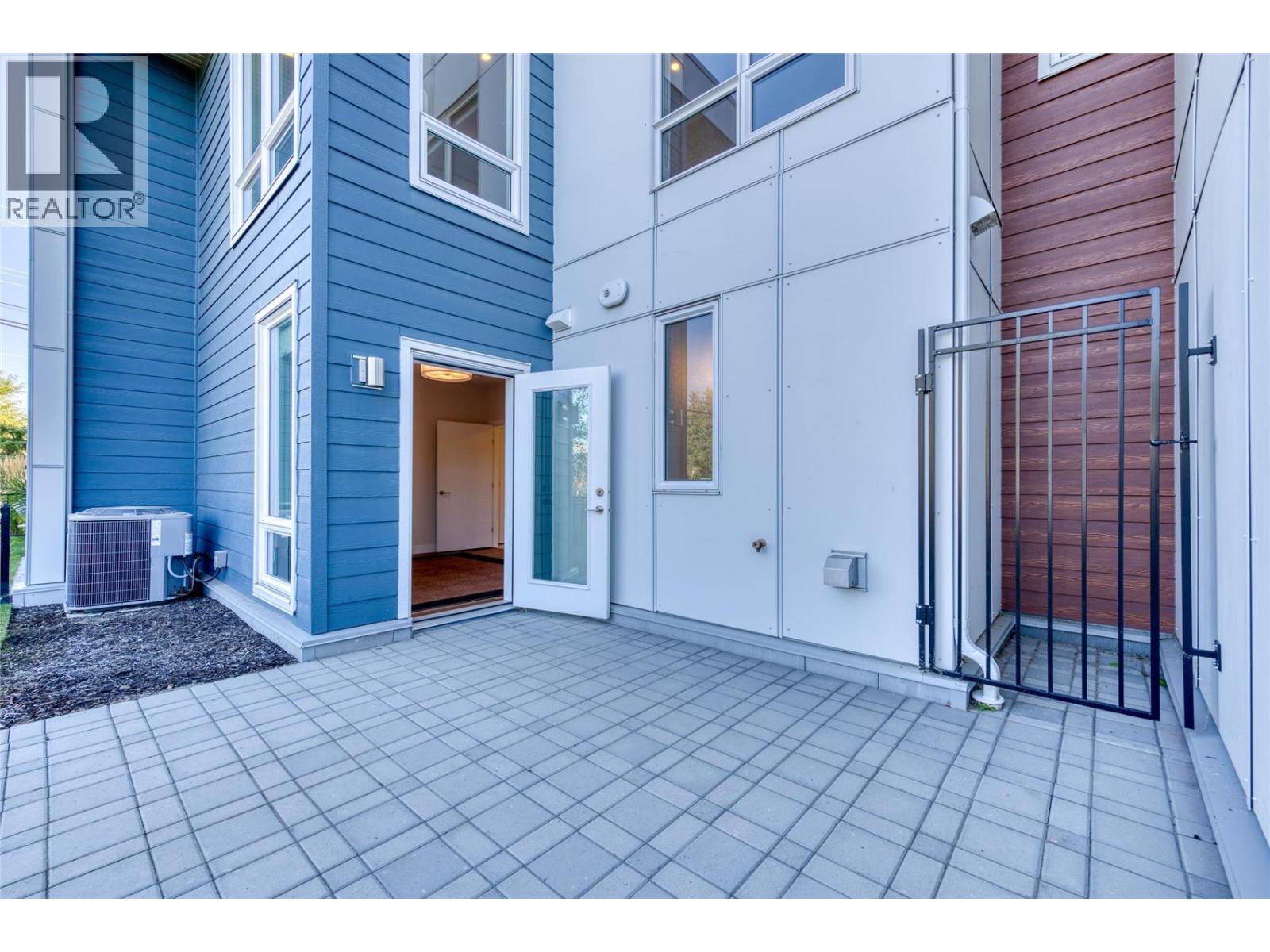 3719 Woodsdale Road Unit# 7, Lake Country, British Columbia  V4V 1X2 - Photo 8 - 10388123
