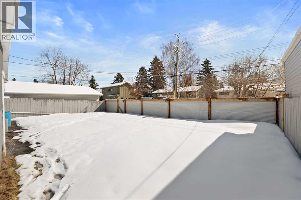 38 Westwood Drive SW, Calgary, Alberta  T3C 2V7 - Photo 34 - A2308408