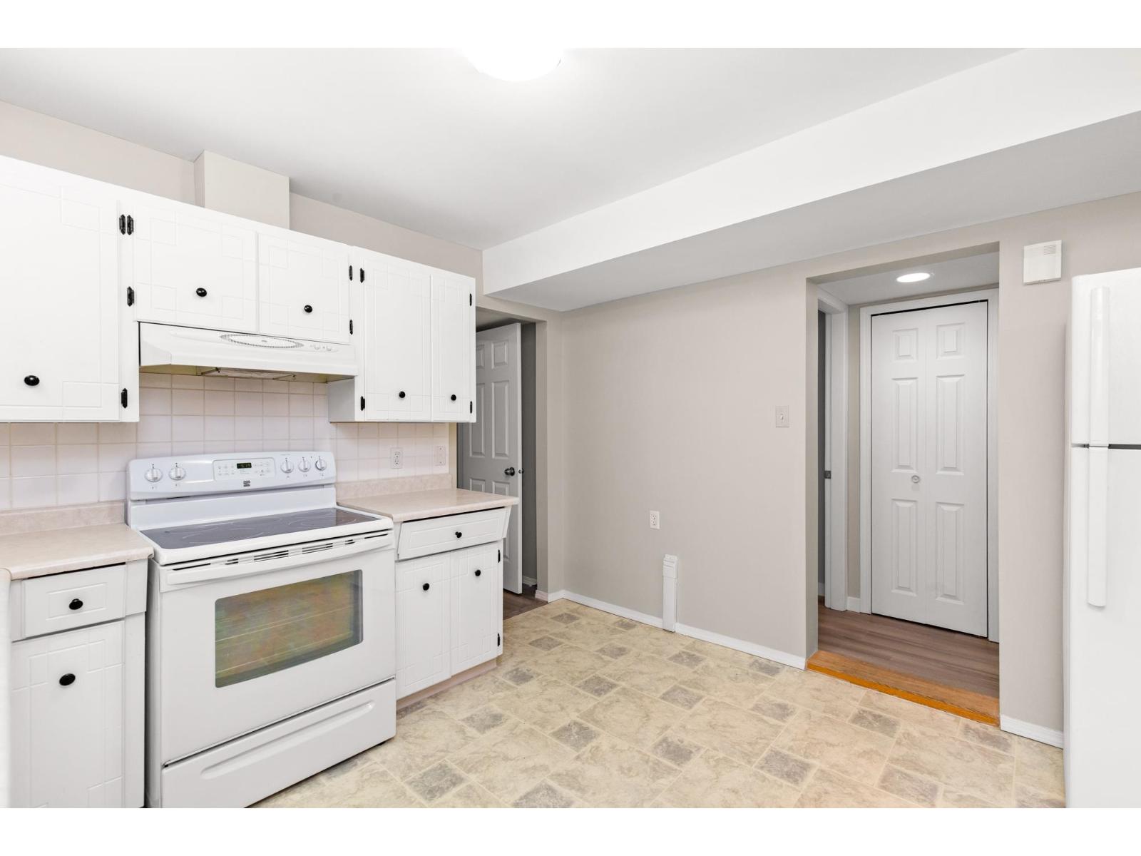 8541 Mcewen Terrace, Mission, British Columbia  V2V 6R2 - Photo 32 - R3122442