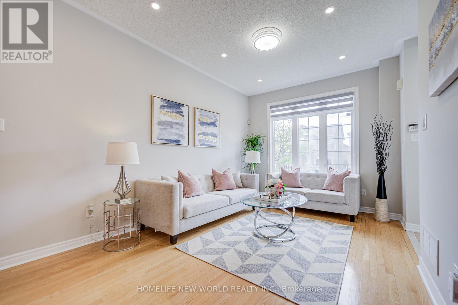 58 Saint Damian Avenue, Vaughan, Ontario  L4H 2L5 - Photo 7 - N13115462